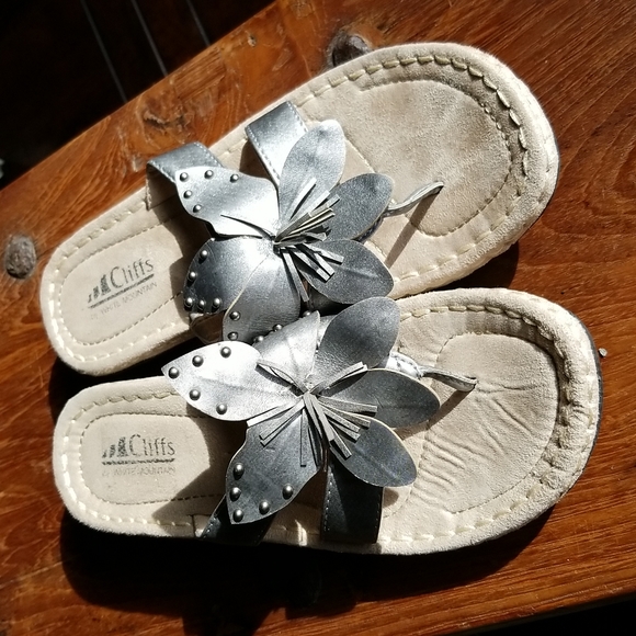 White Mountain Shoes - Cliff Sandals by White Mountain